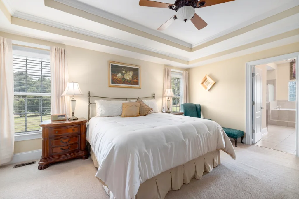 Сuites Downtown Plaza